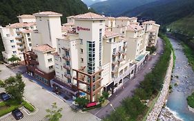 Ramada Taebaek Hotel